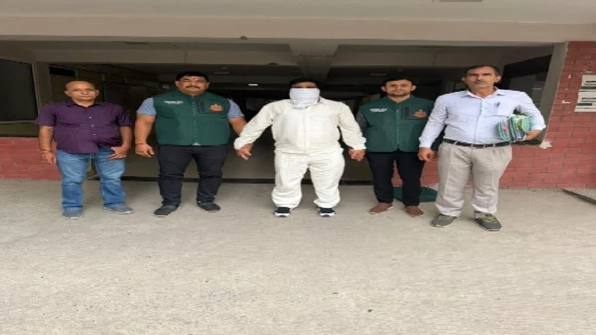 दिल्ली पुलिस की स्पेशल सेल ने गैंगस्टर शब्बीर चौधरी को किया गिरफ्तार