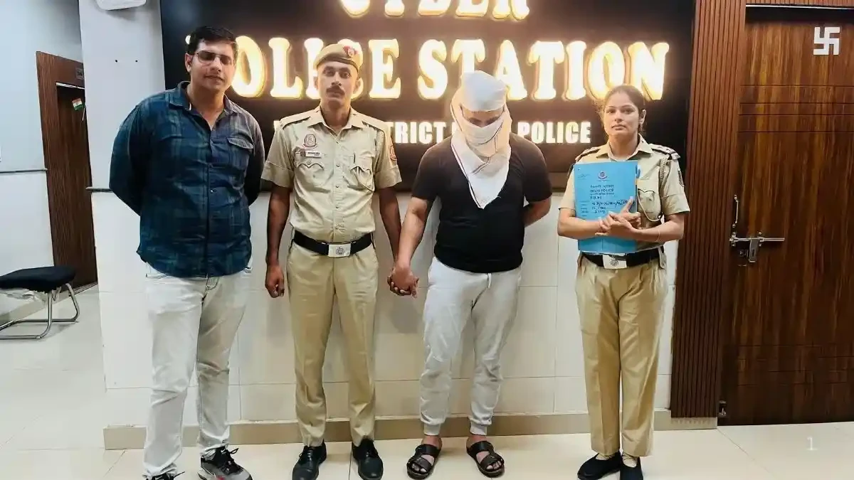 जानबूझकर मारता था स्कूटी को टक्कर, फिर बोलता था 'सॉरी दीदी', पुलिस ने यूट्यूबर को किया गिरफ्तार