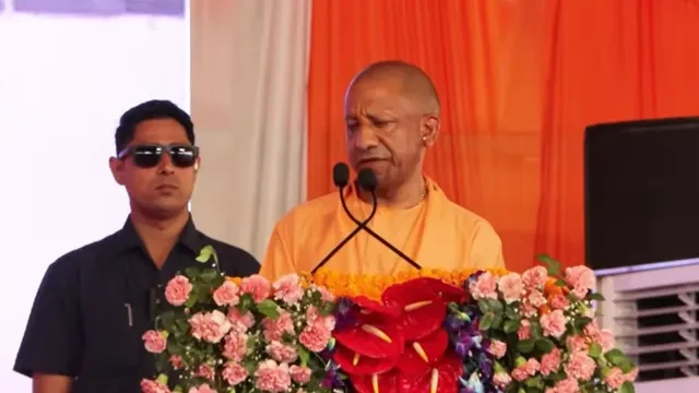 प्रदेश में 12 हजार जुलूस निकले, न कहीं दंगा हुआ, न कर्फ्यू लगा: सीएम योगी