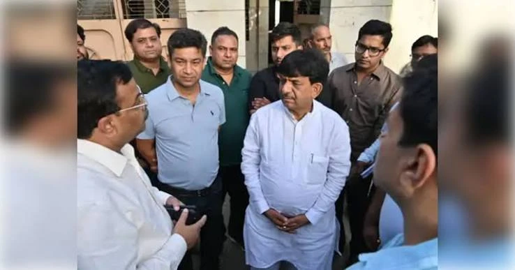 मुजफ्फरनगर: बिजली संकट पर मंत्री कपिलदेव अग्रवाल का वीडियो वायरल, अधिकारी को लगाई फटकार