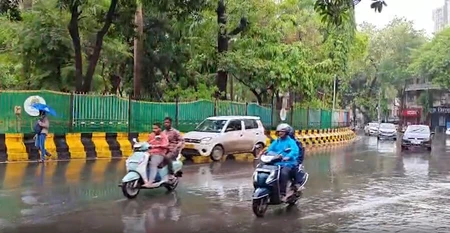 भिवंडी में मूसलाधार बारिश से जनजीवन अस्त-व्यस्त, सड़कों पर जलभराव