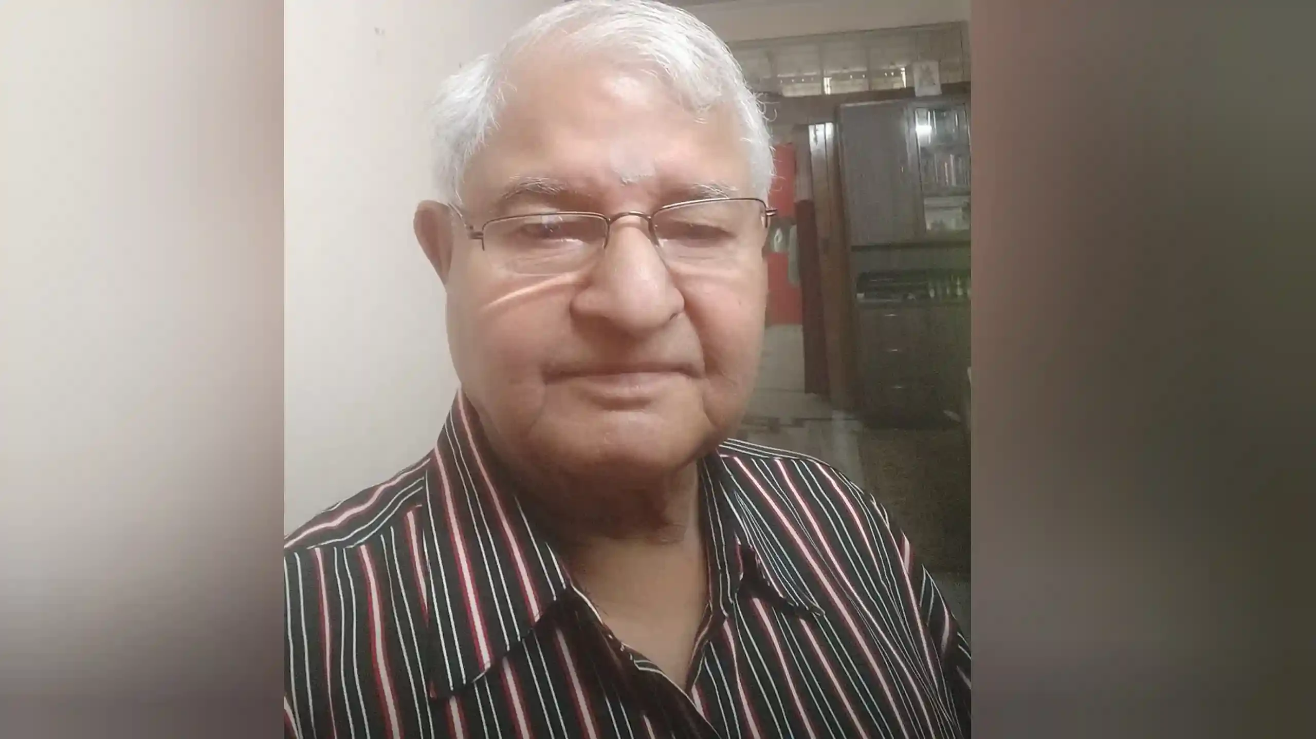 कविता: 'समर्पण देखो' में श्रद्धा, विश्वास और जीवन दर्शन का संदेश