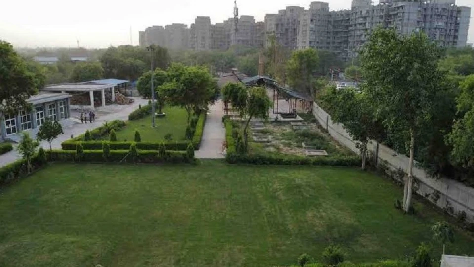 द्वारका: श्मशान घाट संचालन पर टकराव, श्री गुरु सिंह सभा को मिला खाली करने का नोटिस
