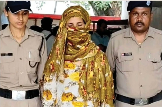 इंस्टाग्राम रील ने खोला 10 लाख की ज्वेलरी चोरी का राज, पूर्व नौकरानी गिरफ्तार