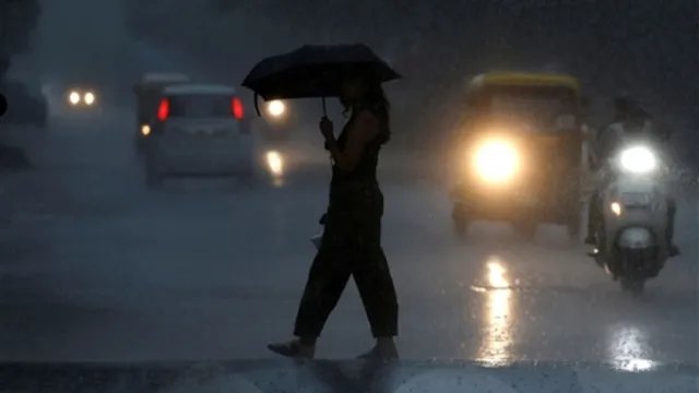 देशभर में मानसून का कहर, कई राज्यों में भारी बारिश का अलर्ट; IMD ने जारी की चेतावनी
