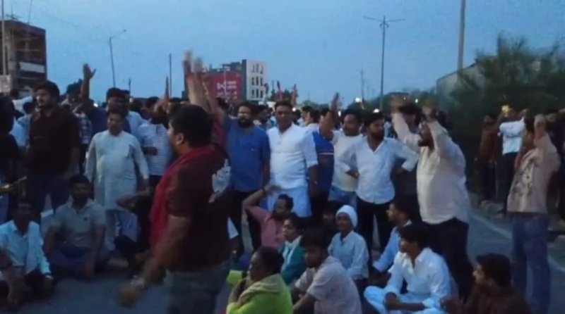 दतिया में BJP में बगावत: नरोत्तम मिश्रा का टिकट कटते ही हाईवे पर उतरे कार्यकर्ता