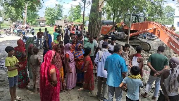 मुजफ्फरपुर में गैस पाइपलाइन फटी, स्कूल में मची अफरा-तफरी; कई बच्चे हुए बेहोश