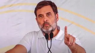 NEET पेपर लीक विवाद पर राहुल गांधी का हमला, बोले- छात्रों की आवाज संसद से सड़क तक उठाएंगे