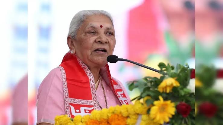 'लव मैरिज के खिलाफ नहीं हूं, लेकिन पहले आत्मनिर्भर बनें युवा': राज्यपाल आनंदीबेन पटेल