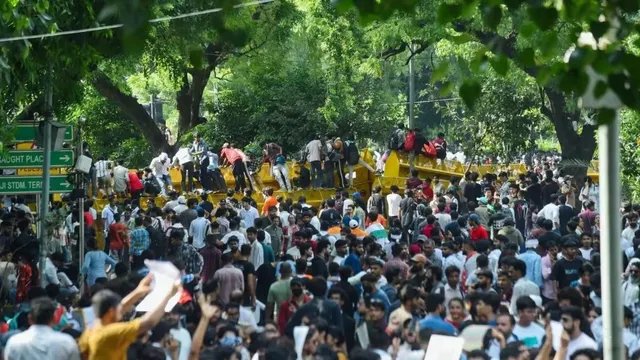 दिल्ली सरकार का बड़ा फैसला: जंतर-मंतर प्रदर्शनकारियों पर एक्शन नहीं, क्रिमिनल रिकॉर्ड वाले नपेंगे!