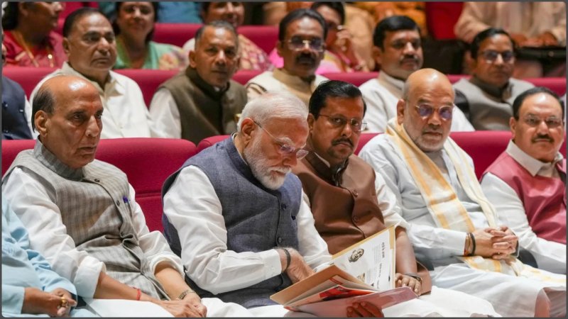 NEET पेपर लीक पर पीएम मोदी का बड़ा बयान, बोले- सुरक्षित और त्रुटि रहित परीक्षा प्रणाली बनाना राष्ट्रीय जिम्मेदारी