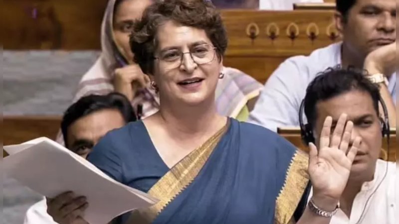 गोमूत्र और प्रियंका की मुस्कुराहट !