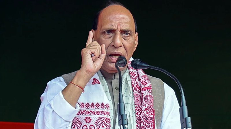 KGMU दीक्षांत समारोह: राजनाथ सिंह बोले- इलाज के साथ व्यवहार में भी हो संवेदना