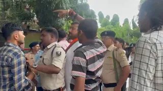 बांकीपुर सीट पर मतदान के बीच हंगामा, भाजपा और जन सुराज कार्यकर्ताओं में झड़प