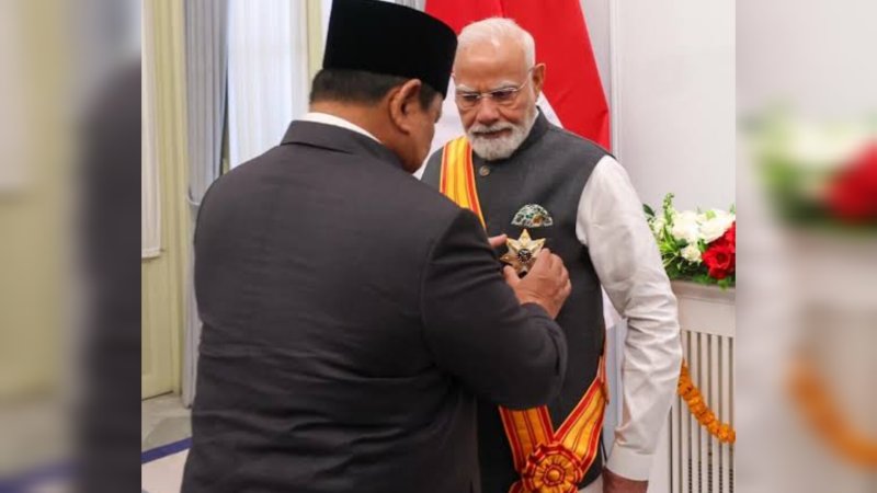 भारत-इंडोनेशिया के बीच कई बड़े समझौते, पीएम मोदी को मिला सर्वोच्च नागरिक सम्मान