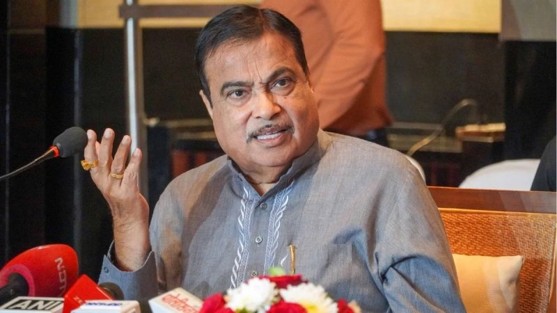 E20 पेट्रोल से माइलेज पर पड़ेगा हल्का असर, वाहन खराब होने की बातें गलत: नितिन गडकरी