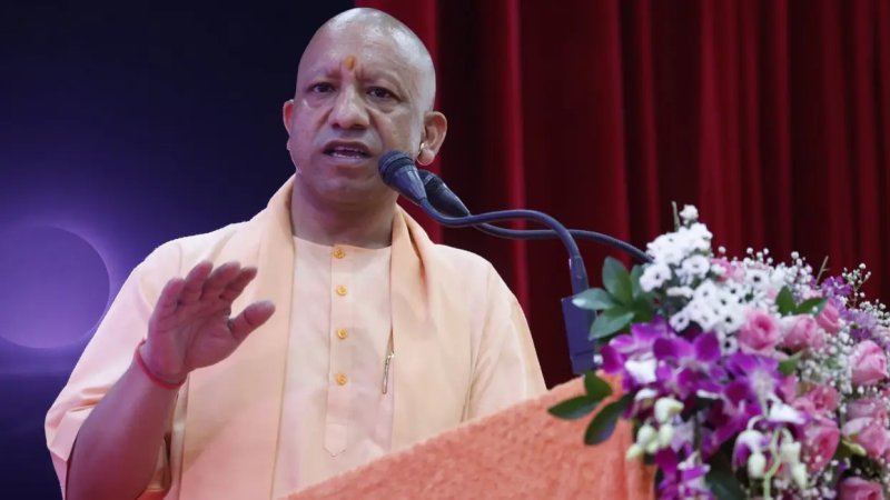 यूपी के 10 लाख शिक्षक-कर्मचारियों को बड़ी सौगात, एसबीआई से मिलेगा करोड़ों तक का बीमा कवर