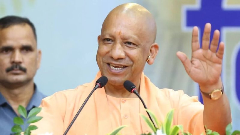 सीएम योगी ने की स्टेट ट्रांसफॉर्मेशन कमीशन की बैठक, जीरो पॉवर्टी अभियान पर दिया जोर