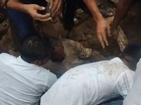 मुजफ्फरनगर में बारिश बनी आफत, पुरानी छत गिरने से तीन लोग मलबे में दबे