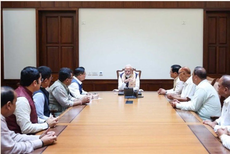 असम बाढ़ संकट पर केंद्र अलर्ट, PM मोदी ने सांसदों से की चर्चा, राहत अभियान तेज