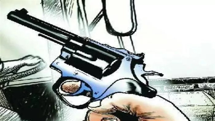 इंस्टाग्राम पर तमंचा लहराकर बना रहा था दबदबा, ‘बल्लू दादा जाफराबादी’ नामक युवक गिरफ्तार