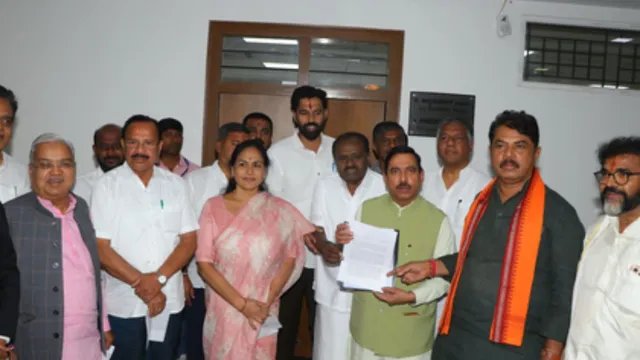 कर्नाटक में SIR प्रक्रिया पर विवाद, NDA ने चुनाव आयोग को सौंपी शिकायत