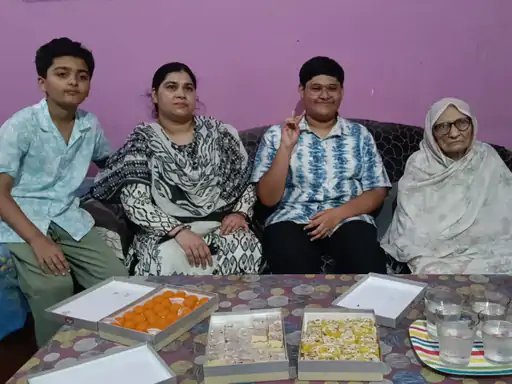 CBSE री-एग्जाम पॉलिसी से चमकी कामरान की किस्मत, 96% से बढ़कर आए 99.4% अंक