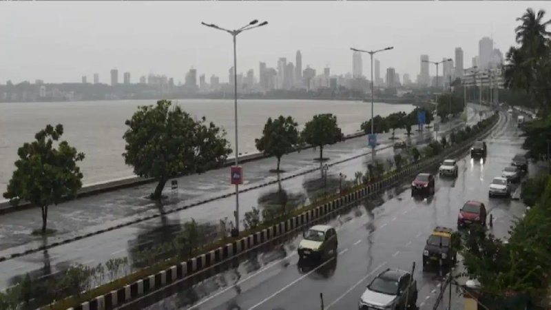 मुंबई में भारी बारिश से बिगड़ सकते हैं हालात, IMD का ऑरेंज अलर्ट; BMC ने जारी की एडवाइजरी
