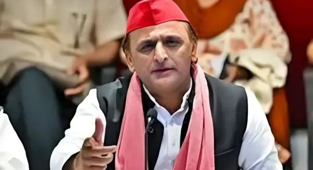 CM योगी के हनुमानगढ़ी बयान पर अखिलेश का पलटवार, बोले- मुद्दों से ध्यान भटकाने की कोशिश