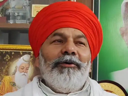 मुजफ्फरनगर: राकेश टिकैत ने जंतर-मंतर पर छात्र आंदोलन को दिया समर्थन, बोले- सरकार सुने मांगें