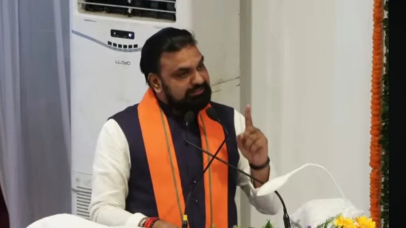 मुजफ्फरपुर में 26 जुलाई तक मोबाइल इंटरनेट बंद, सोशल मीडिया पर भी रोक