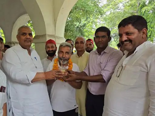 मुजफ्फरनगर: सांसद हरेंद्र मलिक की पहल लाई रंग, रास्ता विवाद सुलझा; जितेंद्र कोच ने तोड़ा अनशन