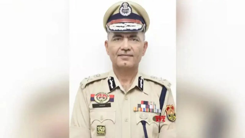 त्रिपुरा के डीजीपी अनुराग धनखड़ ने कार्यालय में की आत्महत्या, प्रशासनिक महकमे में शोक