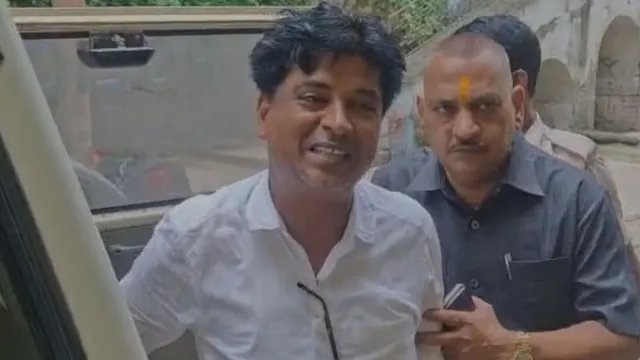 मालदा में पूर्व तृणमूल नेता सुरजीत साहा गिरफ्तार, डकैती की साजिश में शामिल होने का आरोप