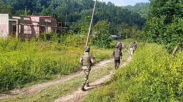 मणिपुर: उग्रवादियों के हमले में असम राइफल्स के 2 जवान शहीद, कई घायल