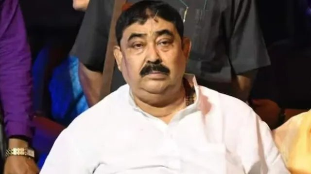 अनुब्रत मंडल ने बदला राजनीतिक रुख, ममता खेमे से दूरी के बाद ऋतब्रत गुट में शामिल