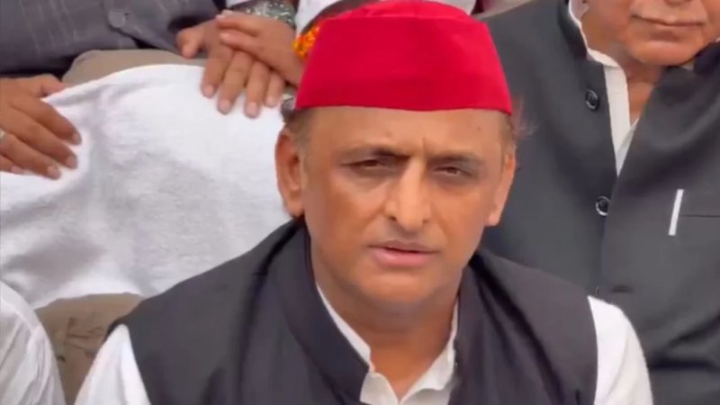 छात्रों का आंदोलन पहली बड़ी जीत, 2027 में जनता बदलाव करेगी: अखिलेश यादव