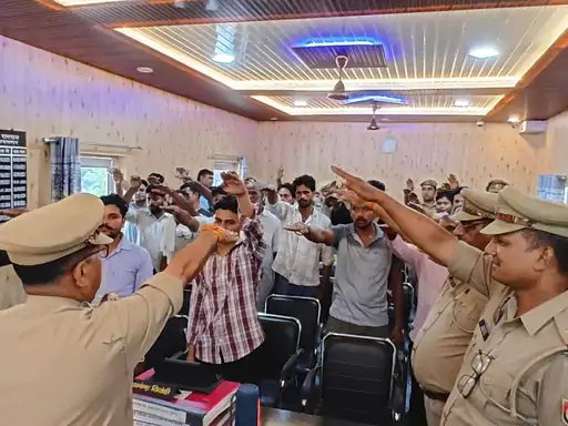 मुजफ्फरनगर: कांवड़ यात्रा से पहले SSP ने दिलाई सामूहिक शपथ, नियमों के पालन का लिया संकल्प