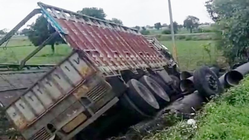 मध्य प्रदेश के सीहोर में दर्दनाक हादसा, ट्रक और बुलेरो की भिड़ंत में 5 की मौत