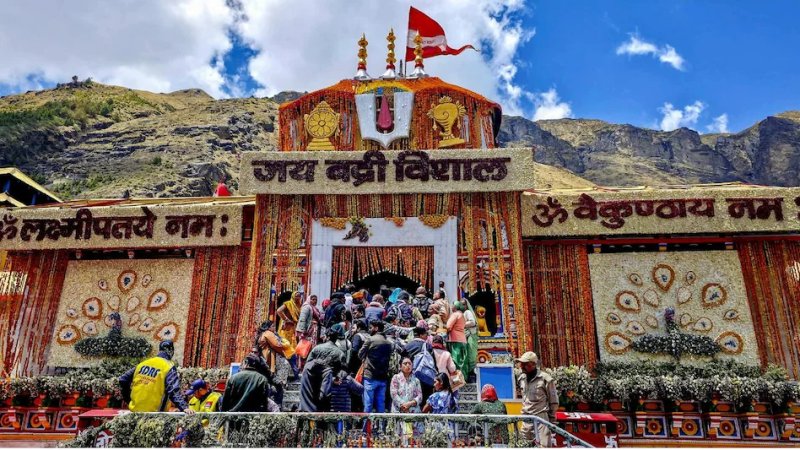 बदरीनाथ धाम चढ़ावा चोरी मामला: राजेंद्र चौहान के घर से कई देशों की करेंसी बरामद