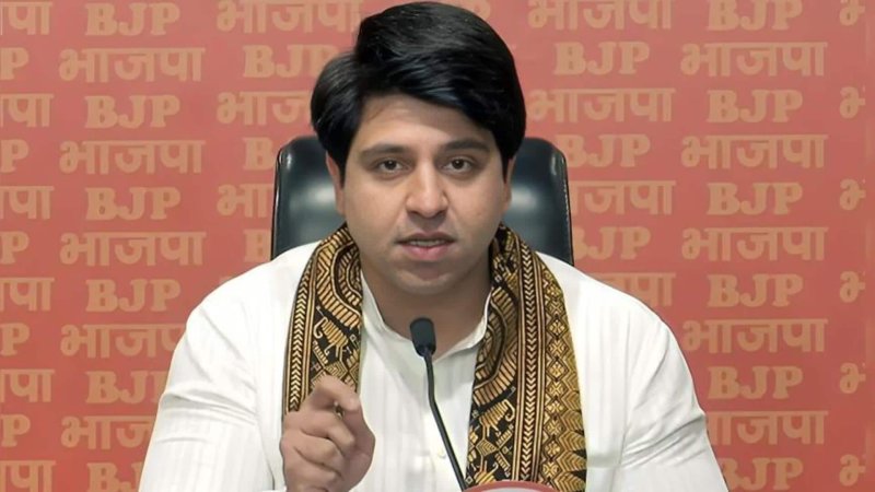 BJP प्रवक्ता शहजाद पूनावाला ने पार्टी से दिया इस्तीफा, जानिए वजह
