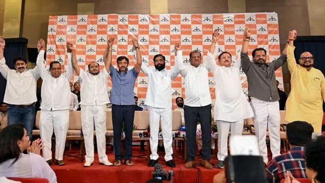 उद्धव ठाकरे को बड़ा झटका, शिंदे गुट में शामिल 6 सांसदों को लोकसभा स्पीकर की मान्यता