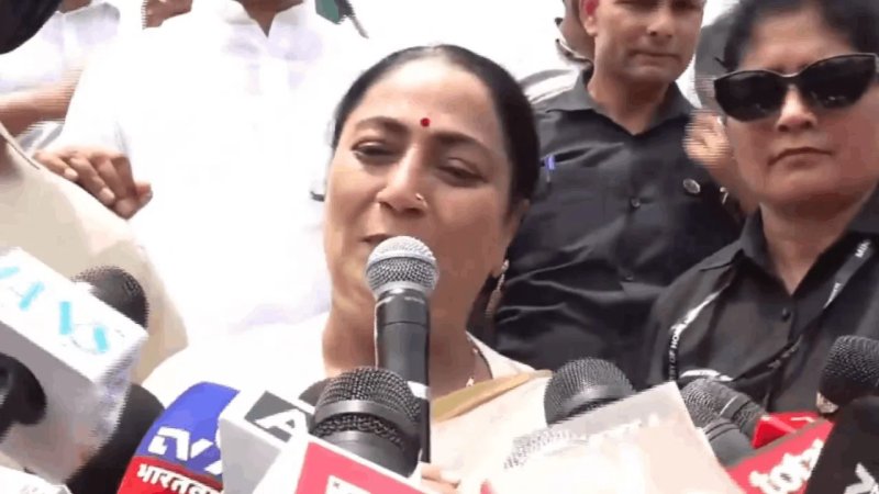 तिरंगा यात्रा में CM रेखा गुप्ता का संदेश बोली- गर्व से फहराएं तिरंगा, स्वतंत्रता सेनानियों को करें नमन