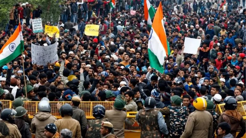 'कल जेनरेशन अल्फा और बीटा भी आएंगे': छात्र प्रदर्शनकारियों पर केस वापसी के विरोध में SC में याचिका