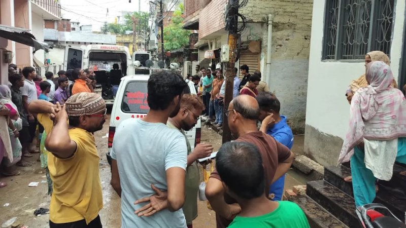 प्रयागराज में तिहरा हत्याकांड, किराये के मकान में पति-पत्नी समेत तीन की मौत