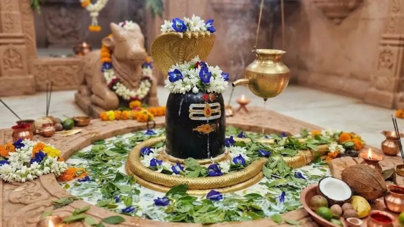 सावन का तीसरा सोमवार आज, साथ में नाग पंचमी; जानें पूजा विधि और शुभ समय