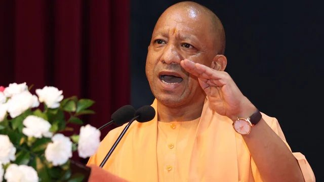 यूपी: सीएम योगी का सपा पर हमला, बोले- जेपीएनआईसी भ्रष्टाचार का जीवंत स्मारक