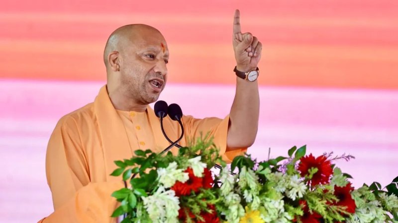 CM योगी का कोटेदारों को बड़ा तोहफा, लाभांश ₹90 से बढ़ाकर ₹125 प्रति कुंतल किया