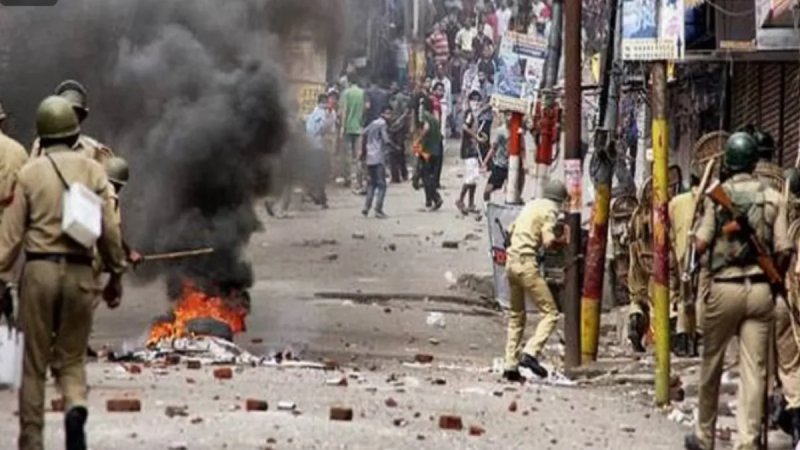 मुजफ्फरनगर पंचायत केस: संजीव बालियान, सुरेश राणा समेत 25 आरोपियों से मुकदमा वापस