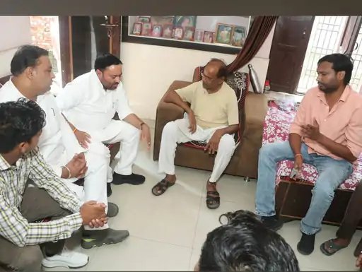 कभी चुनाव में आमने-सामने थे अनिल कुमार और रामपाल टेलर, अब मंत्री ने की आत्मीय मुलाकात